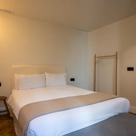 Apartamentos Gravina 56 Seville Exterior photo